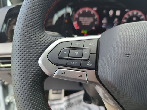 New 2026 Volkswagen GTI SE FWD image 38