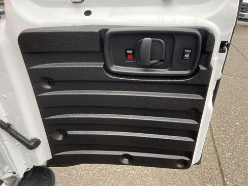 Used 2020 GMC Savana 2500 w/ Driver Convenience Package RWD image 7