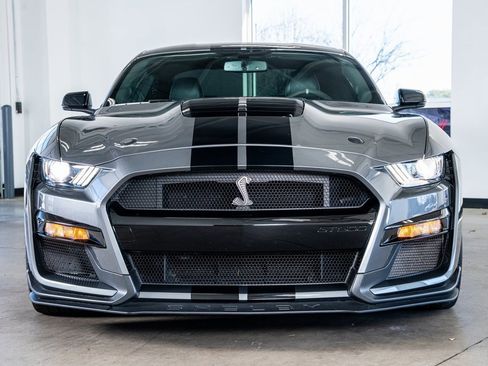 Used 2021 Ford Mustang Shelby GT500 w/ Technology Package image 3