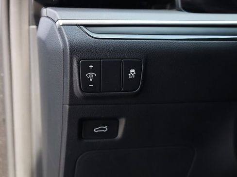 Used 2025 Kia K5 LXS image 12