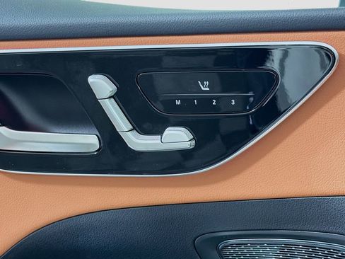 New 2026 Mercedes-Benz C 300 4MATIC Sedan image 22