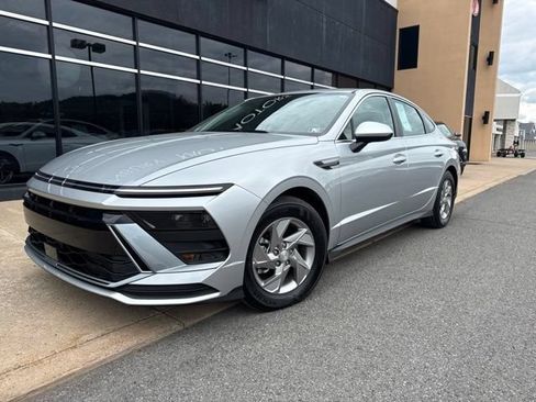 Certified 2026 Hyundai Sonata SE FWD image 1
