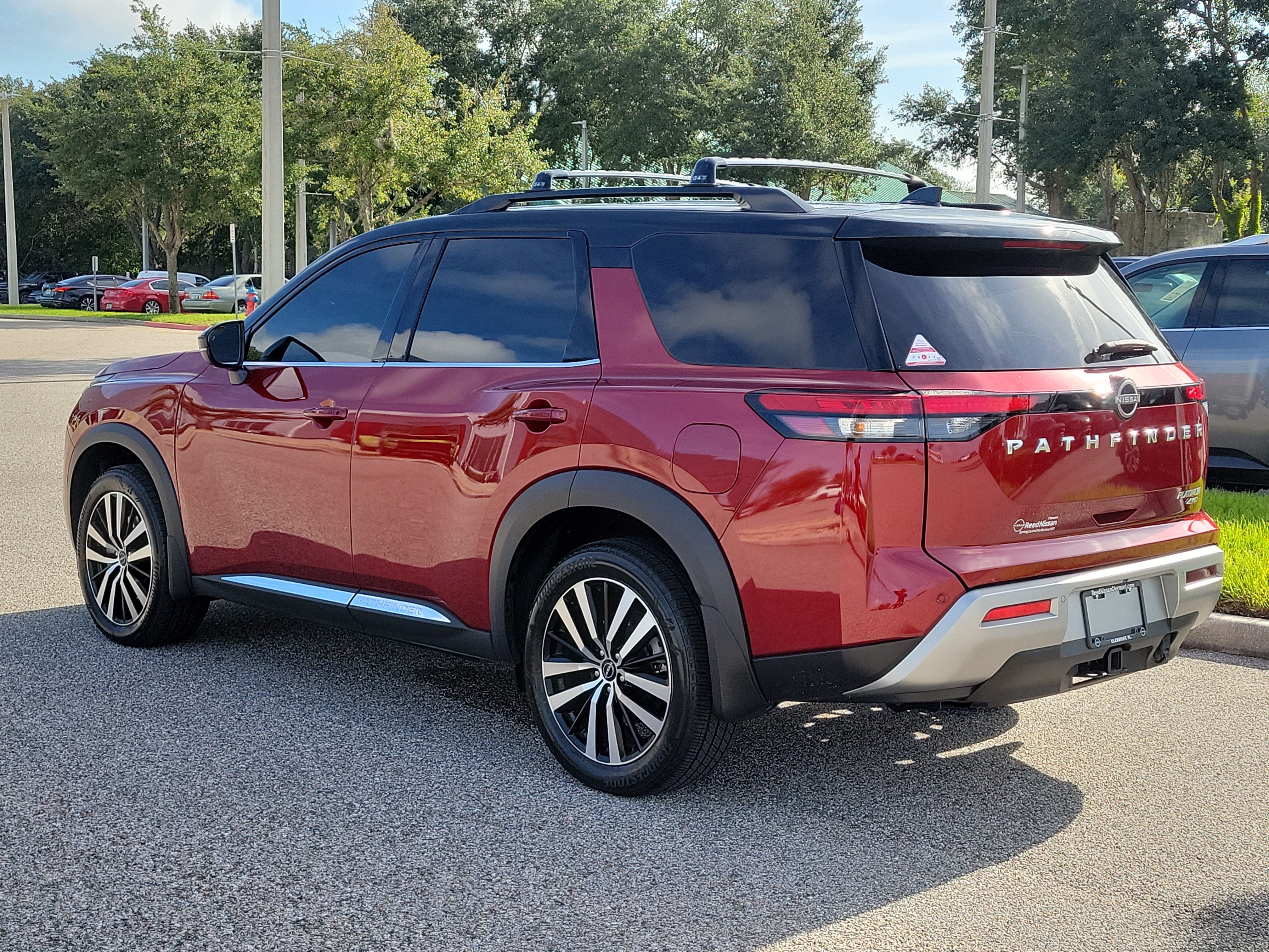 Certified 2025 Nissan Pathfinder Platinum w/ Cargo Package AWD/4WD image 8
