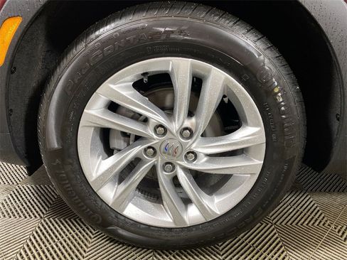 Used 2025 Buick Envista Preferred w/ Convenience I Package image 10