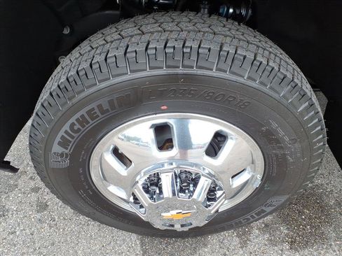 New 2026 Chevrolet Silverado 3500 LTZ w/ LTZ Plus Package AWD/4WD image 9