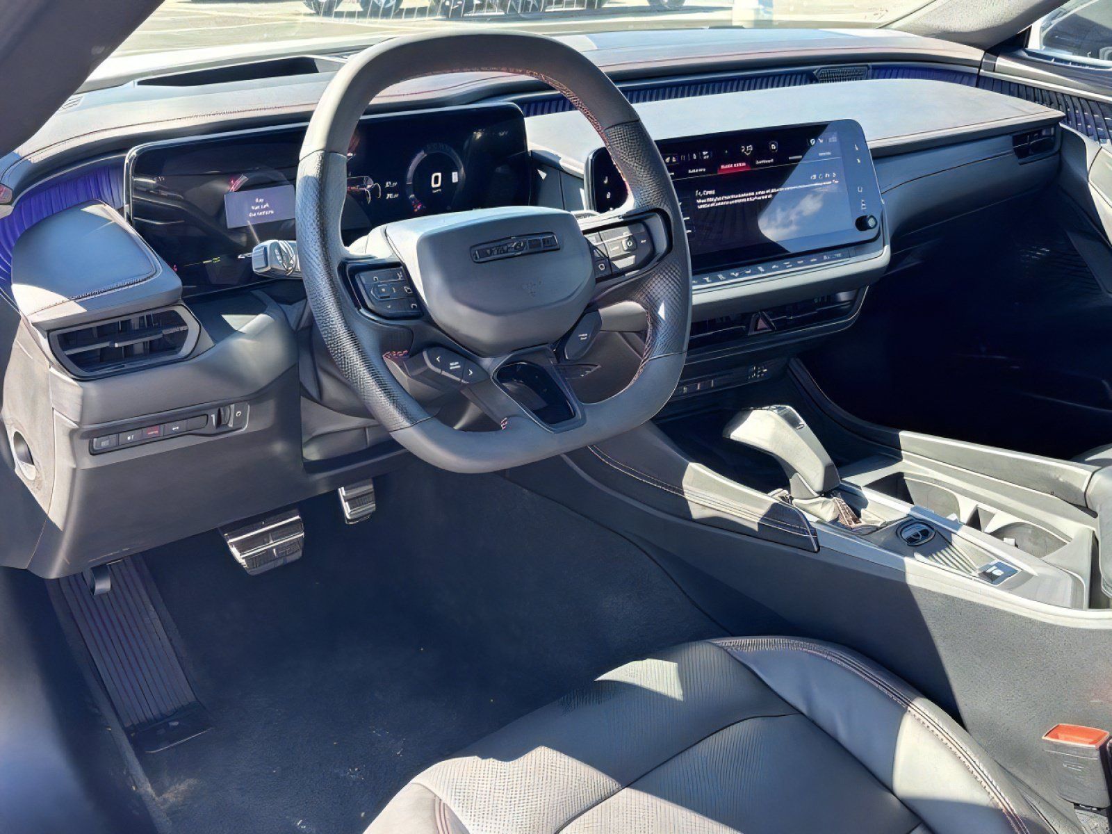 Used 2024 Dodge Charger Daytona R/T w/ Plus Group AWD/4WD image 20