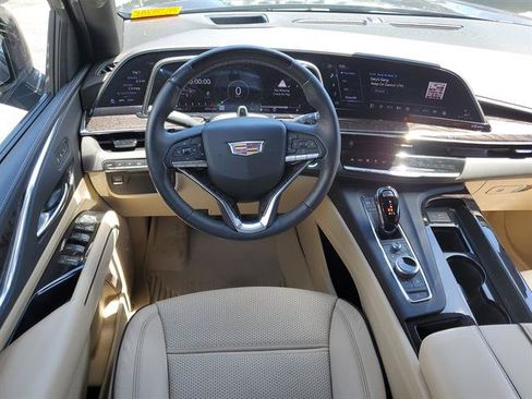 Certified 2023 Cadillac Escalade Premium Luxury w/ LPO, Radiant Package AWD/4WD image 40