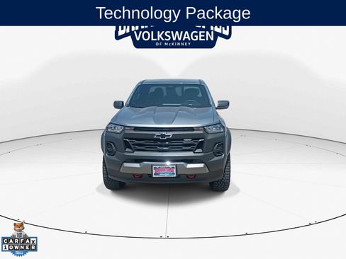 Used 2025 Chevrolet Colorado Trail Boss AWD/4WD image 3