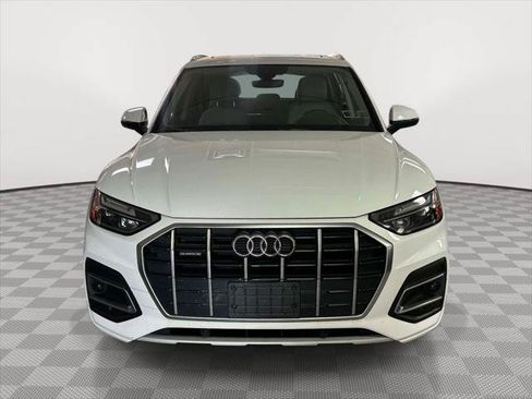 Used 2023 Audi Q5 2.0T Premium Plus w/ Convenience Package AWD/4WD image 7