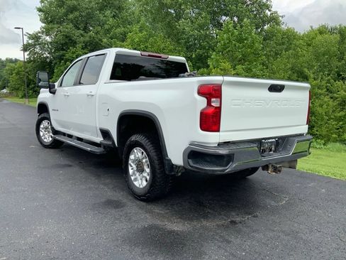 Used 2023 Chevrolet Silverado 2500 LT w/ Convenience Package AWD/4WD image 11