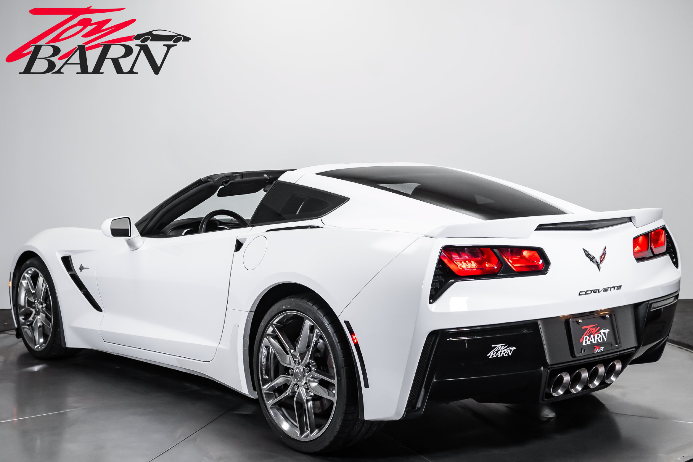 Used 2015 Chevrolet Corvette Stingray Coupe w/ 2LT Preferred Equipment Group RWD image 3