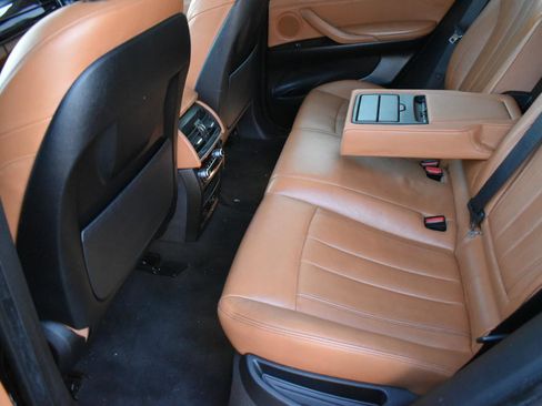 Used 2015 BMW X6 xDrive35i image 26