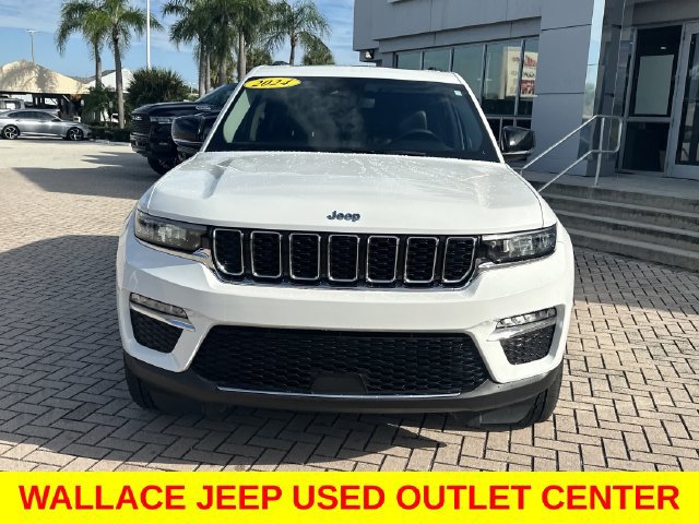 Used 2024 Jeep Grand Cherokee Limited 4xe AWD/4WD image 3