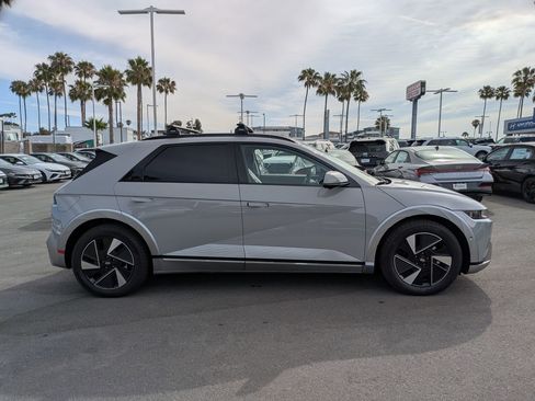 New 2026 Hyundai Ioniq 5 Limited RWD image 5