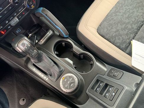 Used 2022 Ford Bronco Wildtrak AWD/4WD image 34