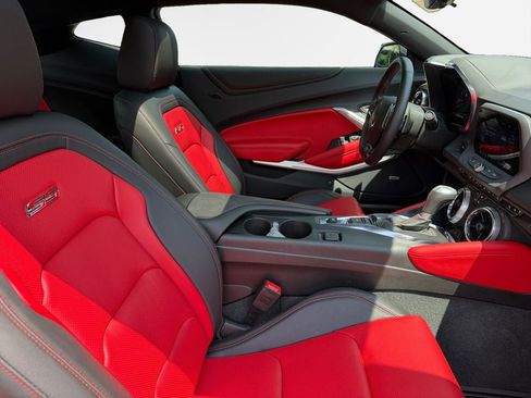 Used 2024 Chevrolet Camaro SS RWD image 29