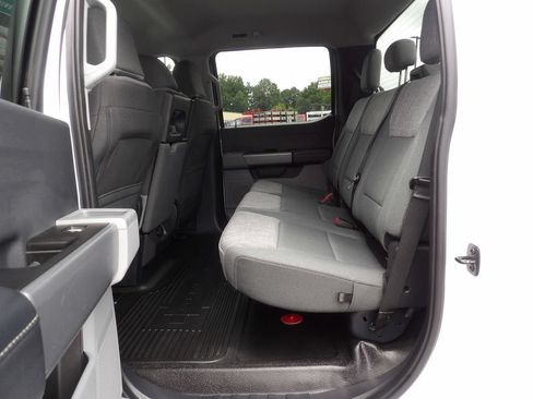 Used 2024 Ford F550 4x4 Crew Cab Super Duty w/ XLT Value Package image 33