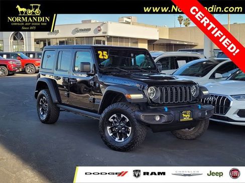Certified 2025 Jeep Wrangler Unlimited Rubicon 4xe AWD/4WD image 1