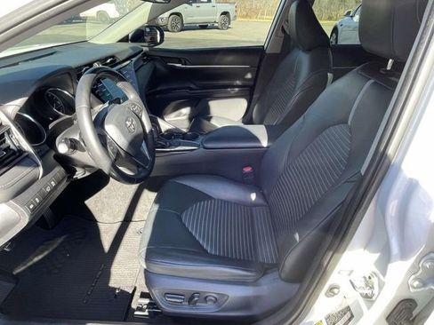 Used 2019 Toyota Camry SE image 13