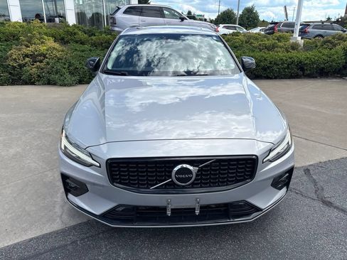 Used 2024 Volvo S60 B5 Core w/ Climate Package AWD/4WD image 3