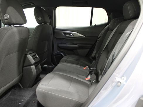 New 2026 Chevrolet Equinox EV LT image 26