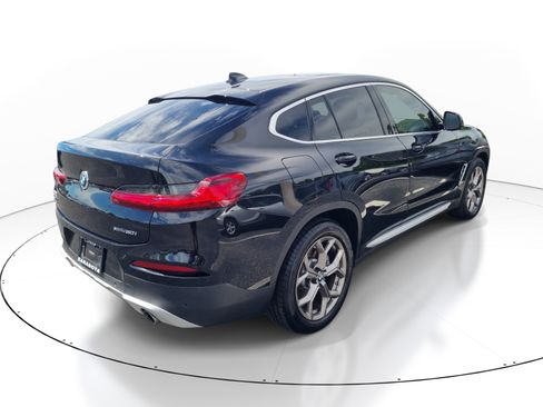 Used 2021 BMW X4 xDrive30i w/ Premium Package AWD/4WD image 9