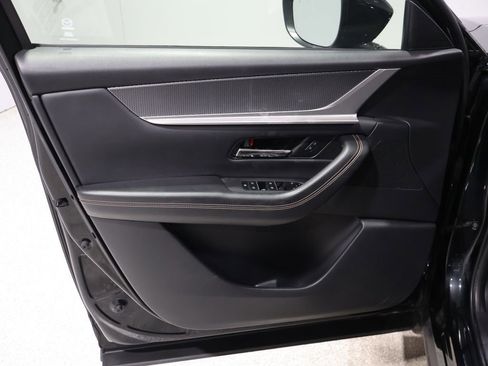 Used 2025 MAZDA CX-70 3.3 Turbo w/ Preferred Package image 13