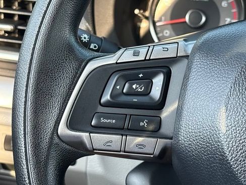 Used 2016 Subaru Forester 2.5i Premium AWD/4WD image 19