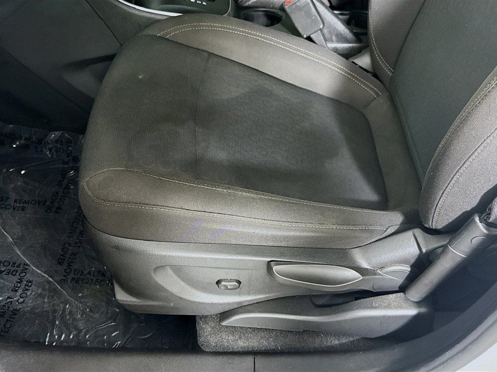 Used 2022 Chevrolet Trax LS w/ Tint and Cruise Package FWD image 18