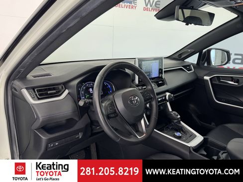 Certified 2020 Toyota RAV4 XSE AWD/4WD image 13