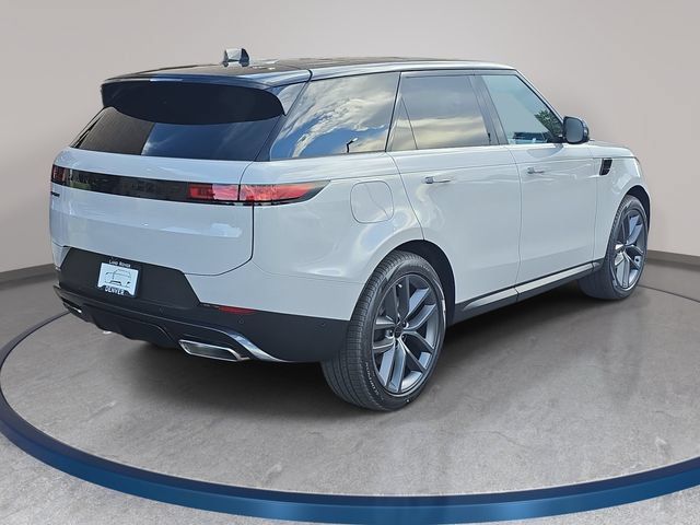New 2026 Land Rover Range Rover Sport SE AWD/4WD image 5