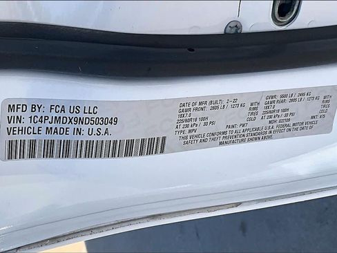 Used 2022 Jeep Cherokee Limited image 35