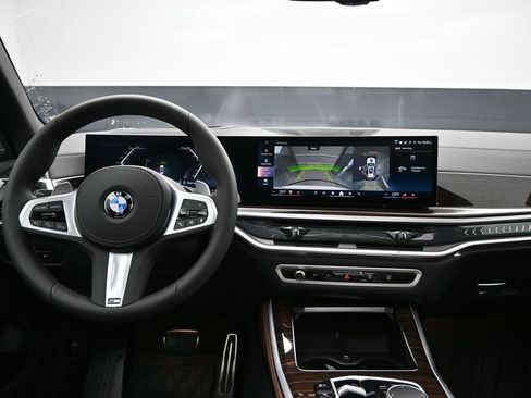 New 2026 BMW X5 xDrive40i w/ M Sport Package AWD/4WD image 19