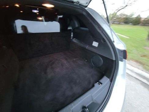 Used 2013 Lincoln MKT Limo AWD image 47