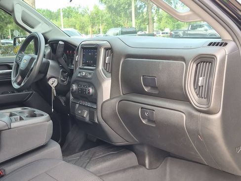 Used 2020 Chevrolet Silverado 1500 Custom w/ Custom Value Package RWD image 24