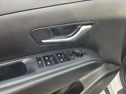 Used 2025 Hyundai Tucson SEL AWD/4WD image 13