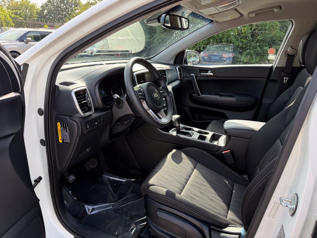Used 2022 Kia Sportage LX FWD image 8