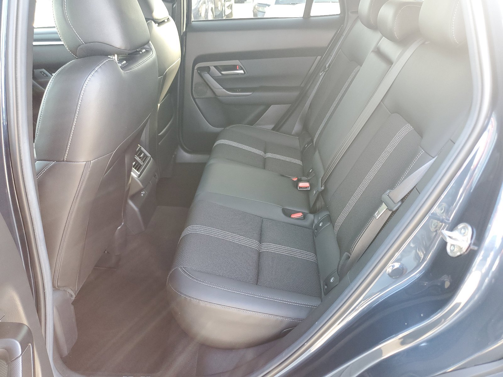 Certified 2025 MAZDA CX-50 AWD 2.5 S w/ Preferred Package image 29