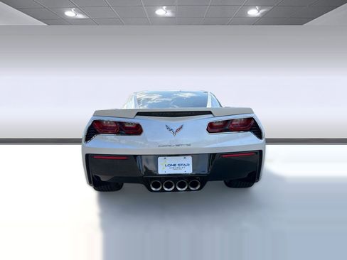 Used 2019 Chevrolet Corvette Stingray Coupe w/ 1LT RWD image 10