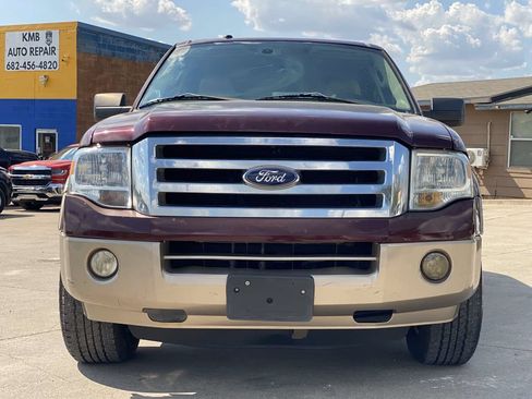 Used 2011 Ford Expedition EL XLT w/ 201A Rapid Spec Order Code RWD image 2