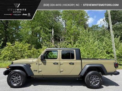 New 2025 Jeep Gladiator Sport