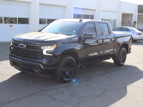 Used 2024 Chevrolet Silverado 1500 RST w/ Convenience Package II image 5