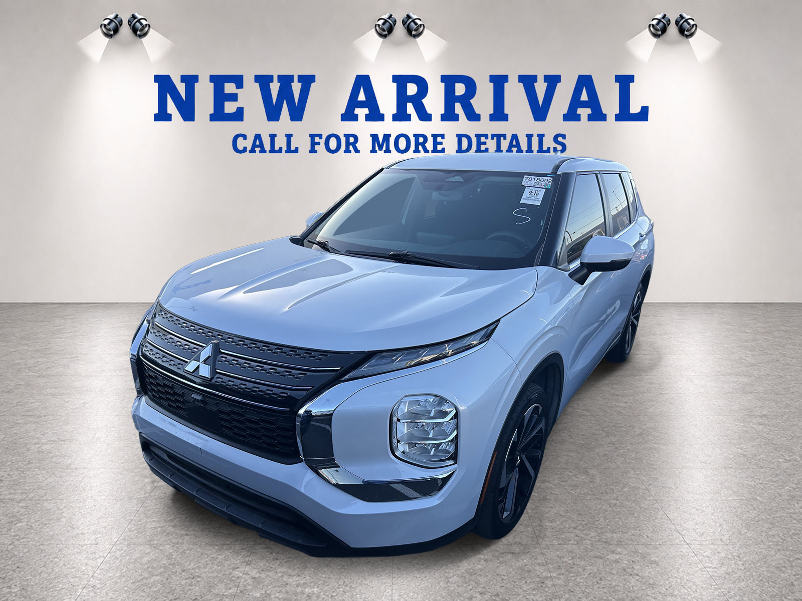 Used 2022 Mitsubishi Outlander ES FWD image 2