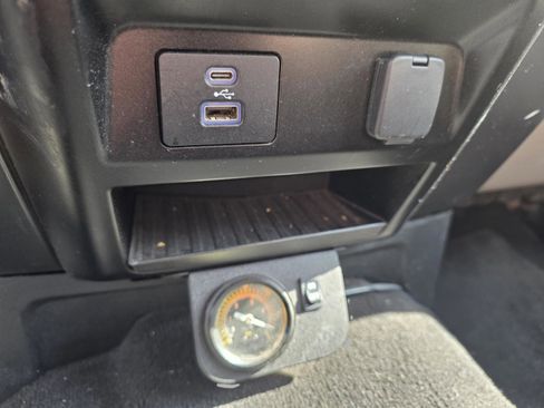 Used 2020 Ford F350 XLT image 29