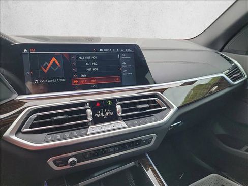 Used 2023 BMW X5 sDrive40i w/ M Sport Package image 18