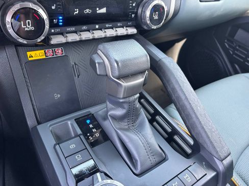 Used 2024 Toyota Tacoma 4x4 Double Cab Hybrid image 26