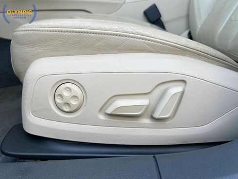 Used 2017 Audi A4 2.0T Premium w/ Convenience Package image 37