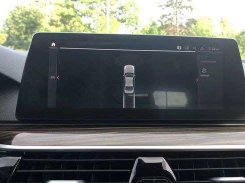 Used 2020 BMW 540i xDrive w/ Premium Package image 35