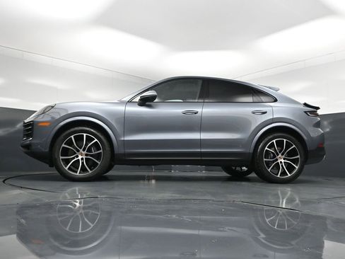 New 2026 Porsche Cayenne Coupe AWD/4WD image 21