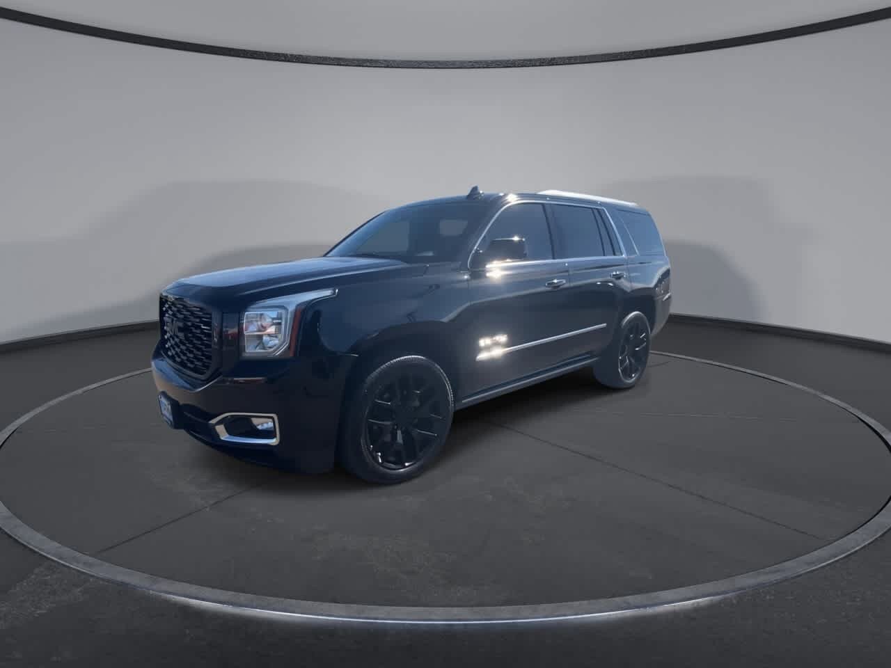 Used 2017 GMC Yukon Denali w/ Open Road Package AWD/4WD image 4